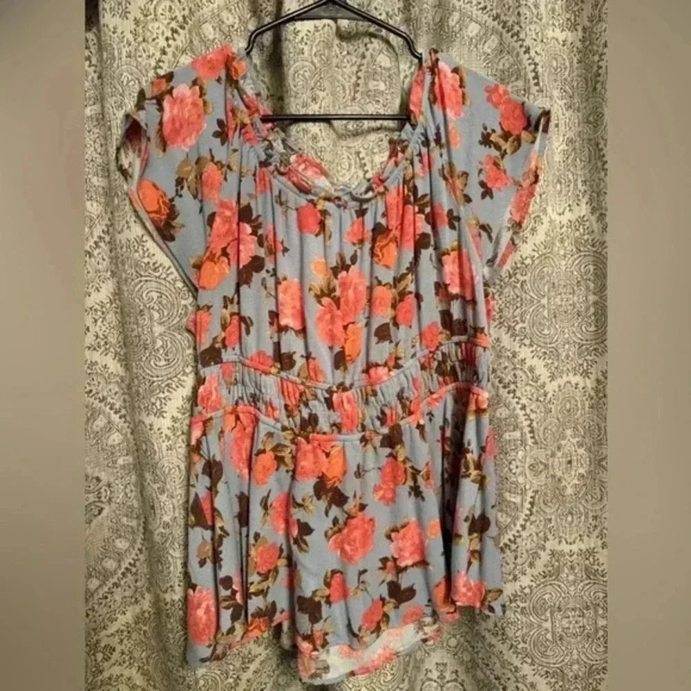 Torrid Woman’s Floral Blouse